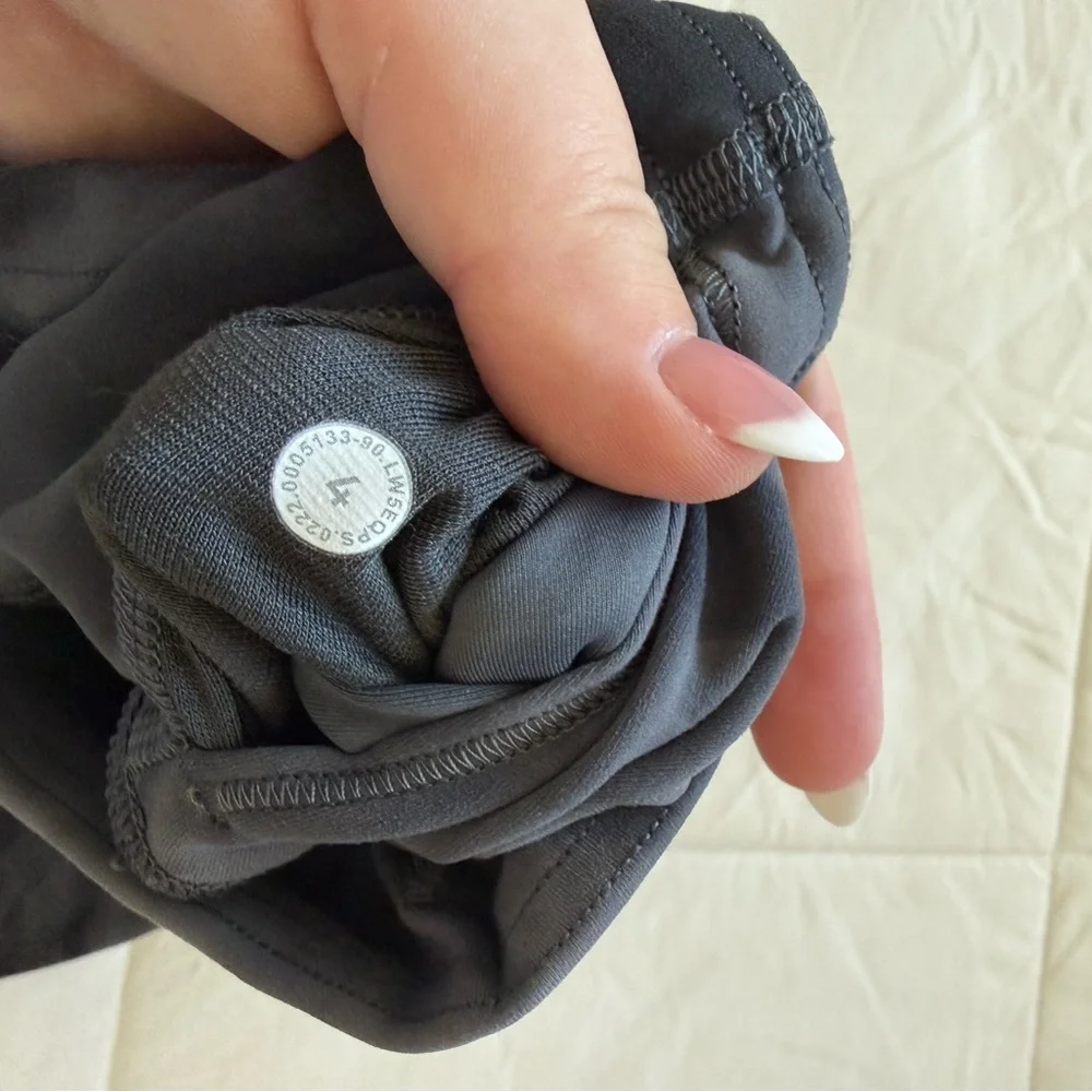 Lululemon leggings - Picture 4 of 7